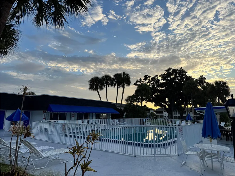 304 46TH AVENUE TERRACE W #421 Bradenton, FL 34207