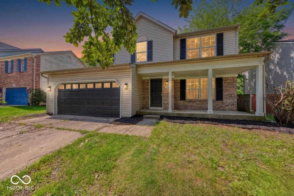 2042 Thousand Oaks Boulevard Indianapolis, IN 46214