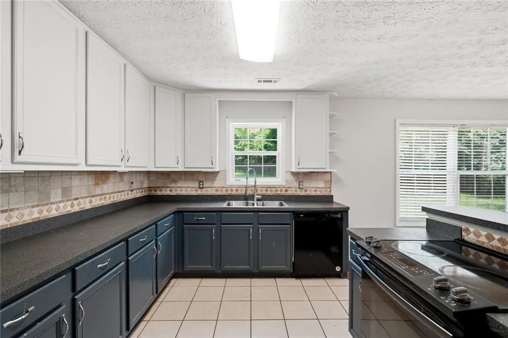 102 Independent Court Griffin, GA 30224