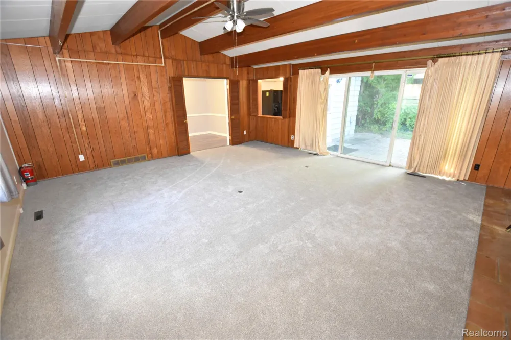 2332 Nolen Drive Flint City, MI 48504