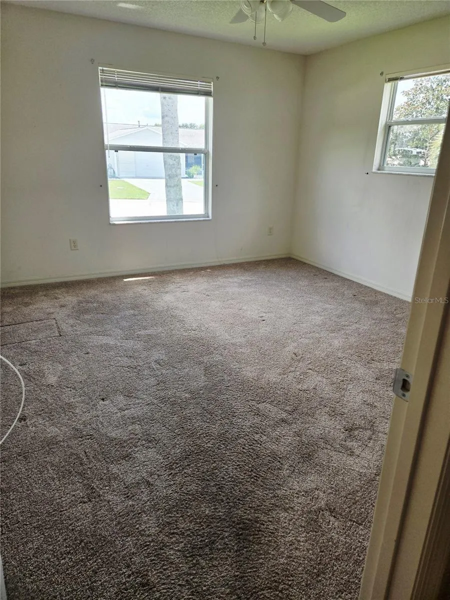 9533 SE 168TH MAPLESONG LANE The Villages, FL 32162