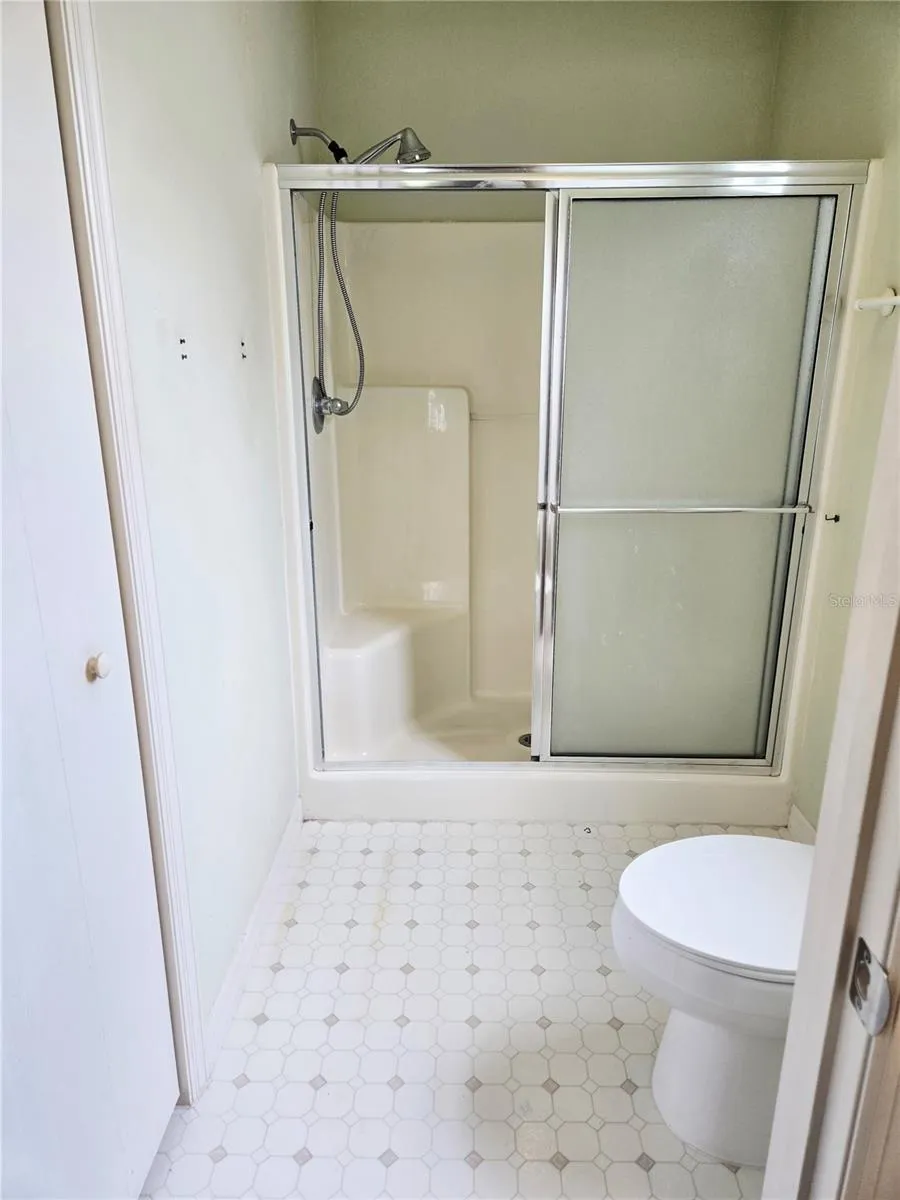 9533 SE 168TH MAPLESONG LANE The Villages, FL 32162