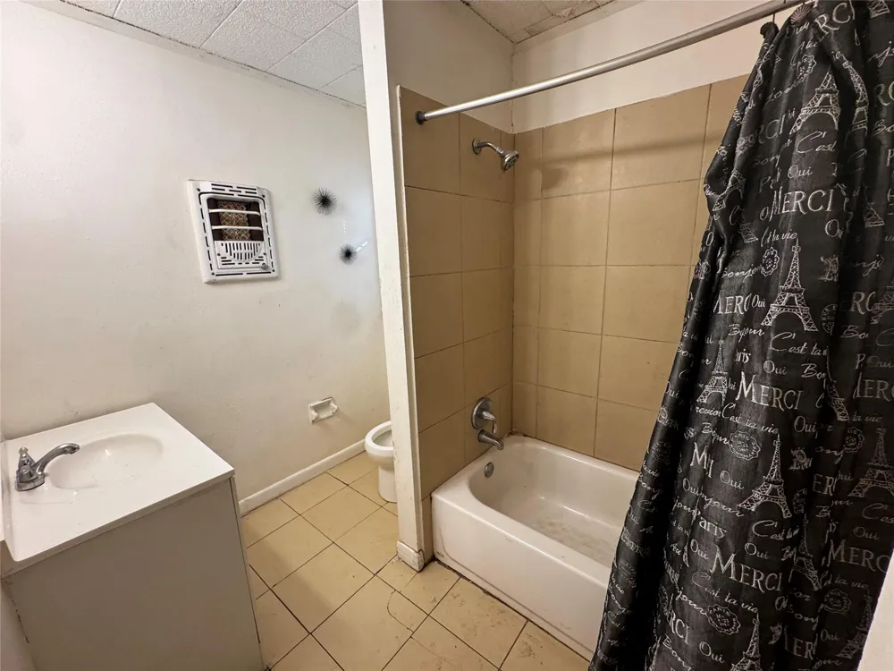 225 Beatrice Street La Marque, TX 77568