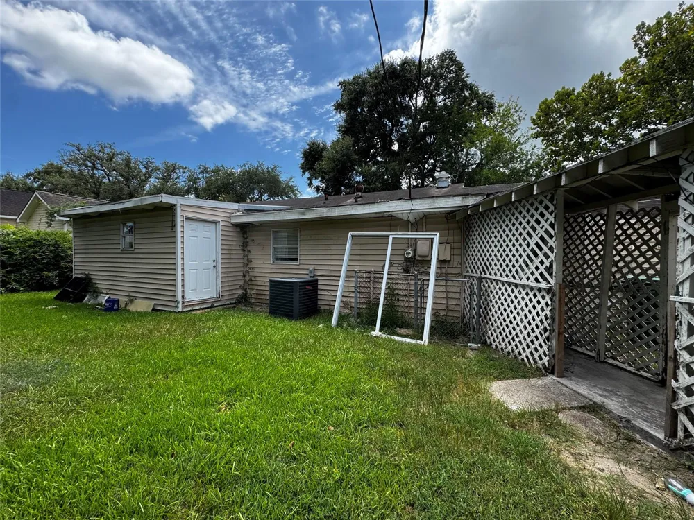 225 Beatrice Street La Marque, TX 77568