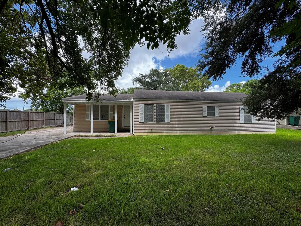 225 Beatrice Street La Marque, TX 77568