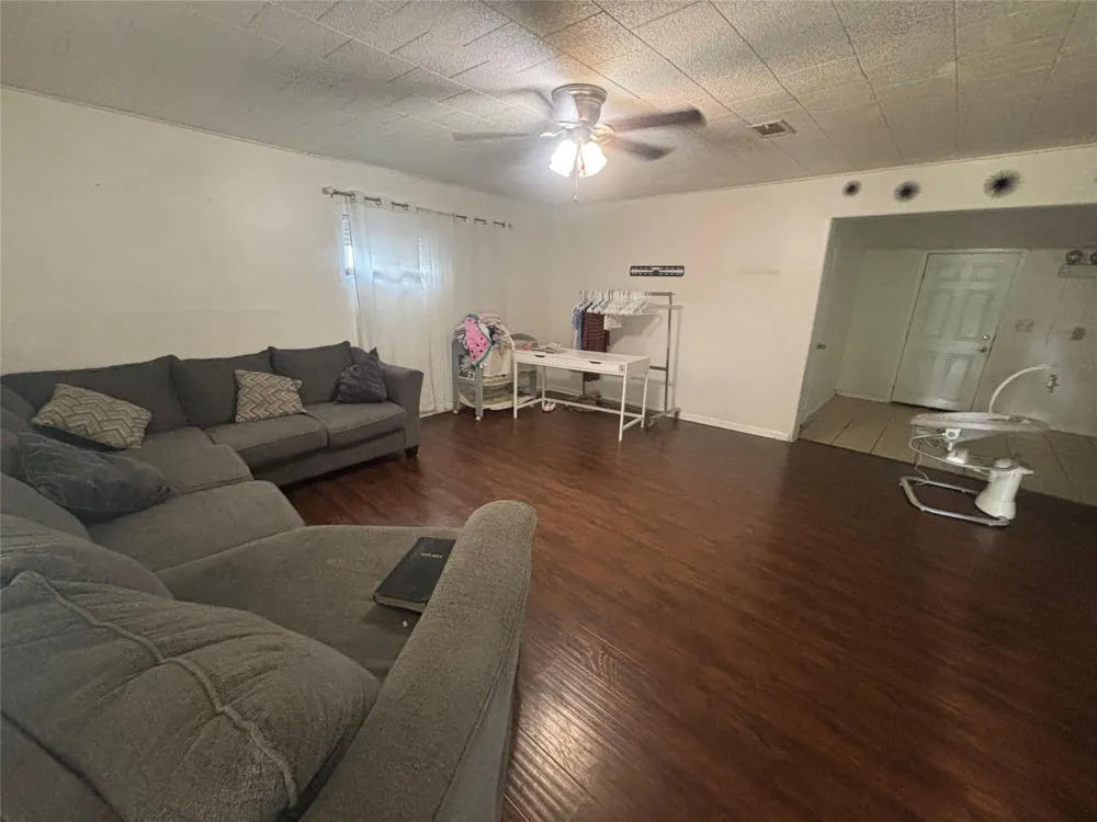 225 Beatrice Street La Marque, TX 77568