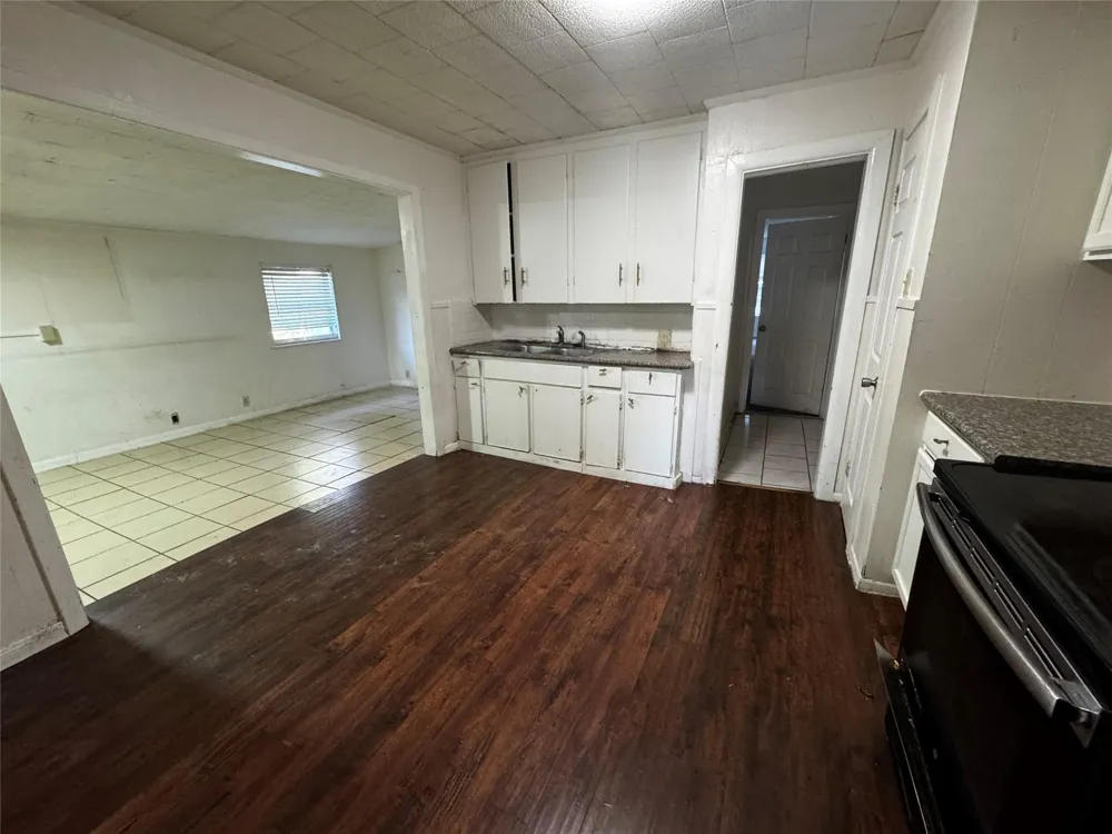 225 Beatrice Street La Marque, TX 77568