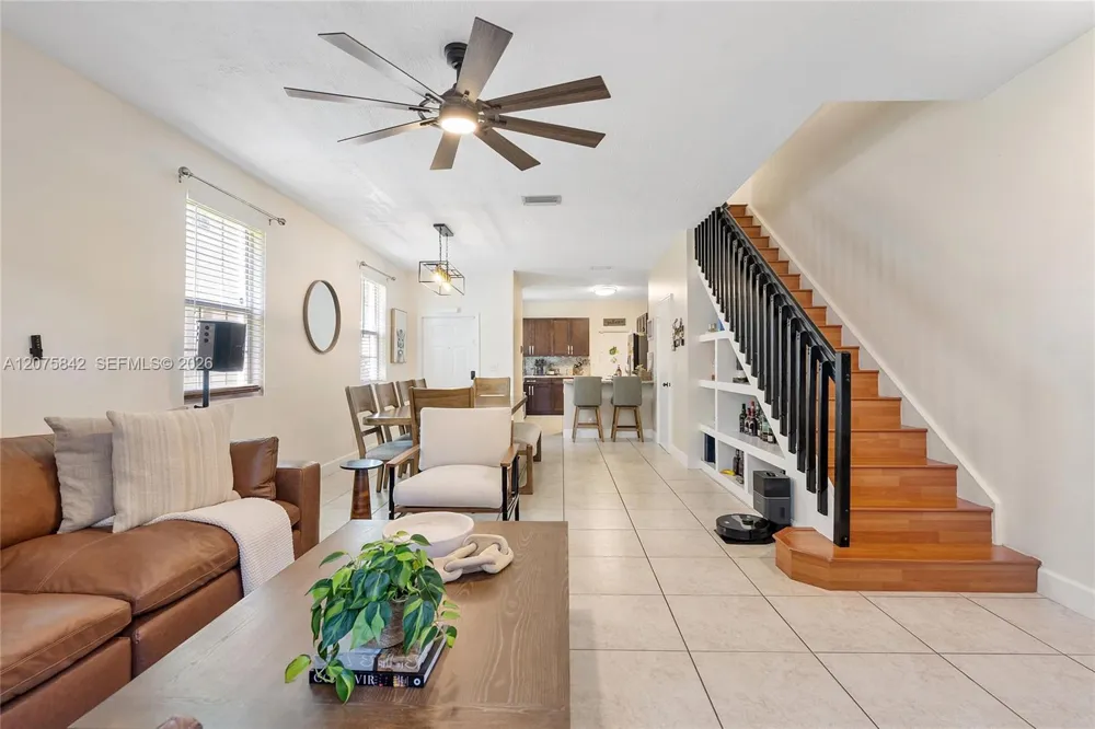2224 Salerno Cir Weston, FL 33327