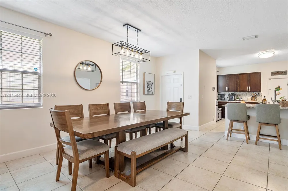 2224 Salerno Cir Weston, FL 33327