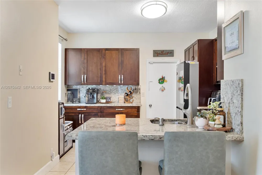 2224 Salerno Cir Weston, FL 33327