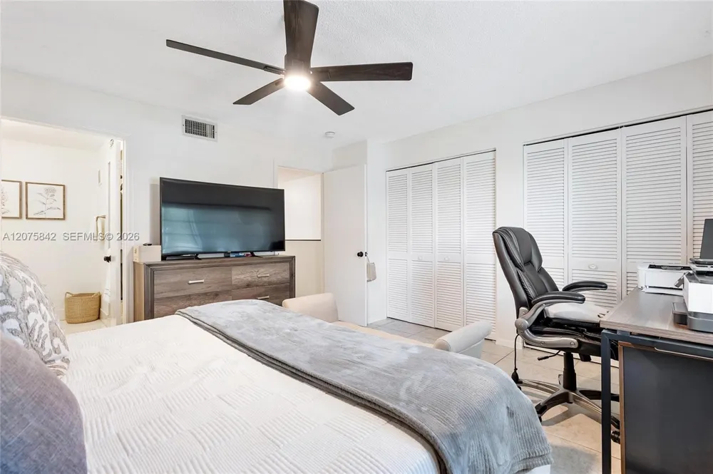 2224 Salerno Cir Weston, FL 33327