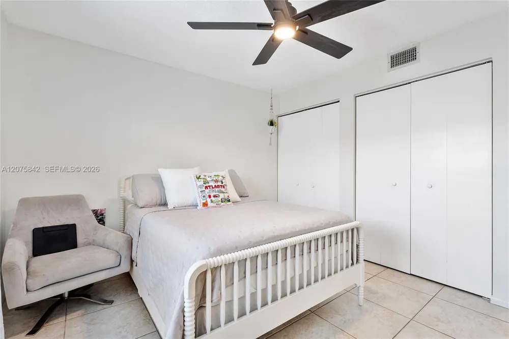 2224 Salerno Cir Weston, FL 33327