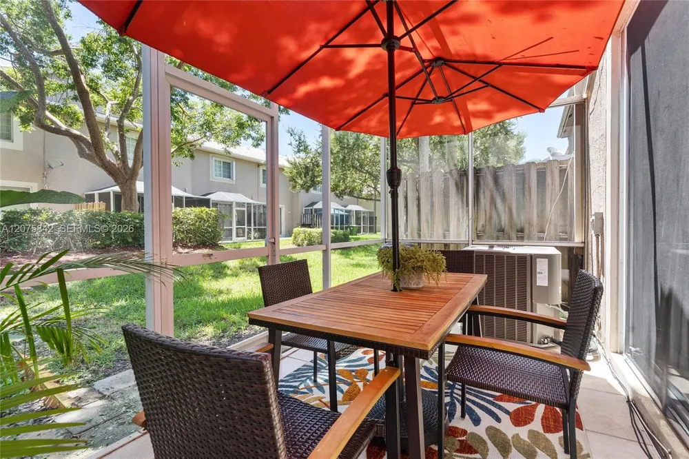2224 Salerno Cir Weston, FL 33327