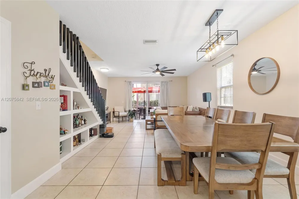 2224 Salerno Cir Weston, FL 33327