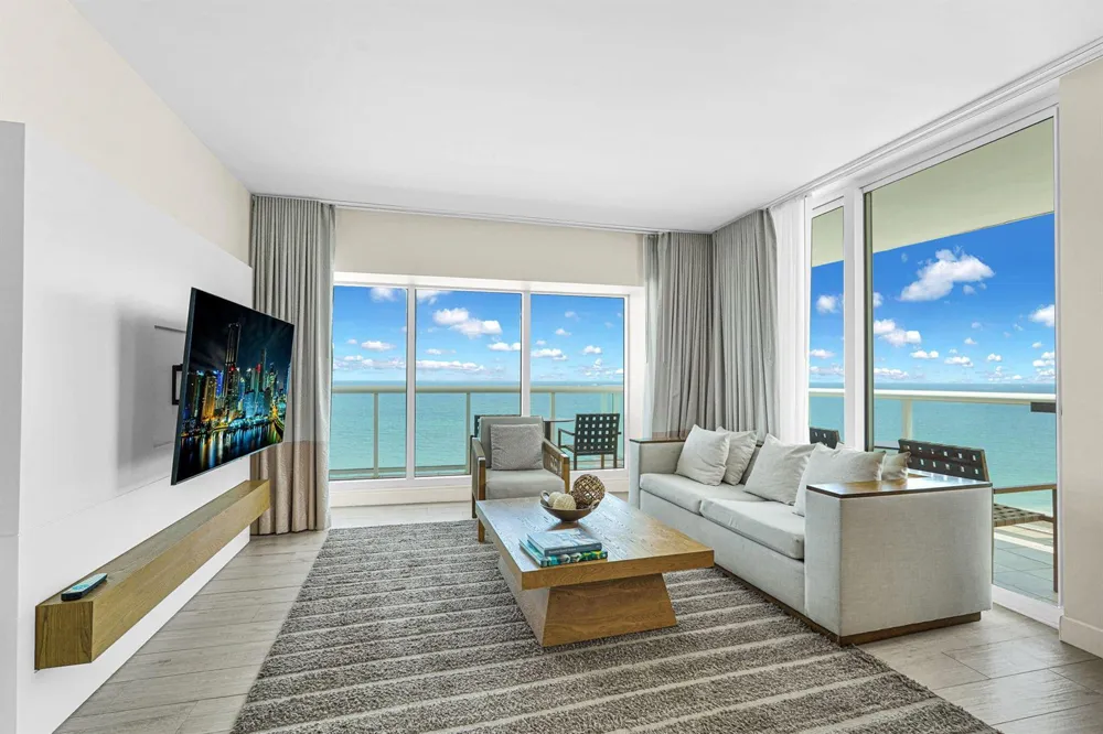 505 FORT LAUDERDALE BEACH BOULEVARD #1817 Fort Lauderdale, FL 33304