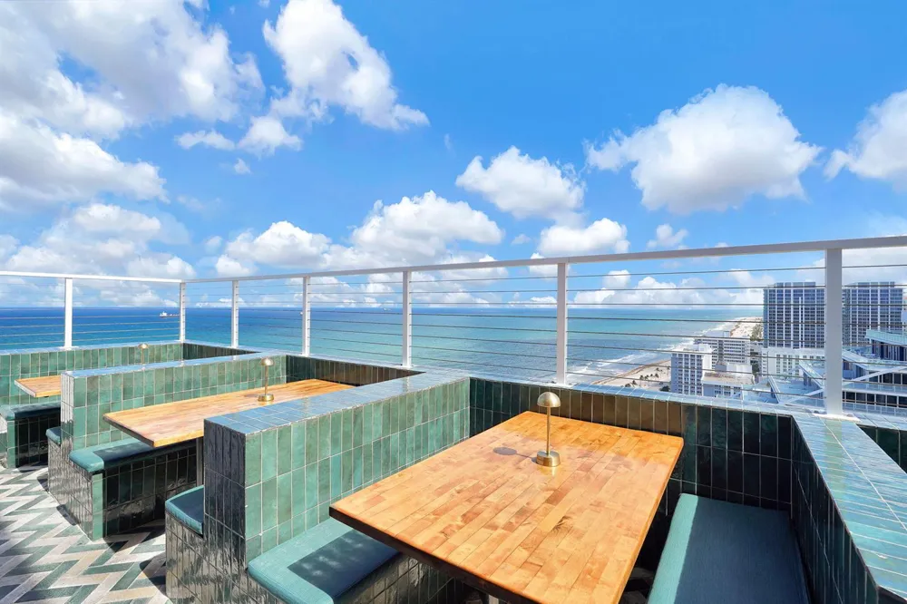 505 FORT LAUDERDALE BEACH BOULEVARD #1817 Fort Lauderdale, FL 33304