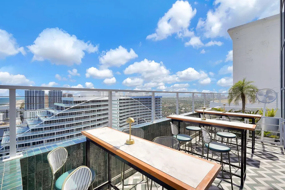 505 FORT LAUDERDALE BEACH BOULEVARD #1817 Fort Lauderdale, FL 33304
