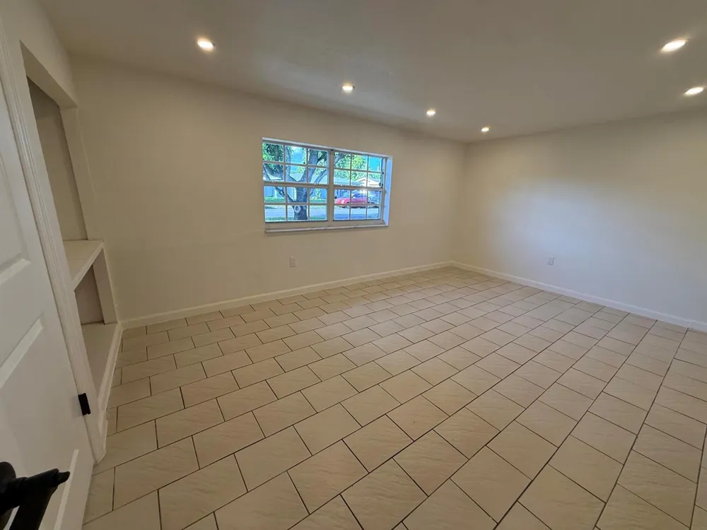 7820 ORLEANS STREET Miramar, FL 33023