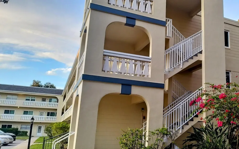 2256 SPANISH DRIVE #42 Clearwater, FL 33763