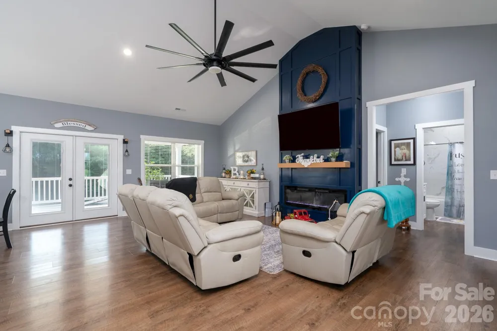 3012 Cedar Point Drive Shelby, NC 28150