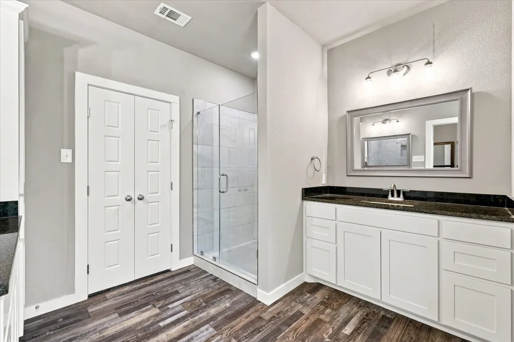 1001 Oak Valley Road Burleson, TX 76028
