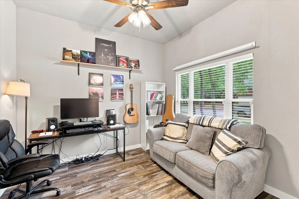 1001 Oak Valley Road Burleson, TX 76028