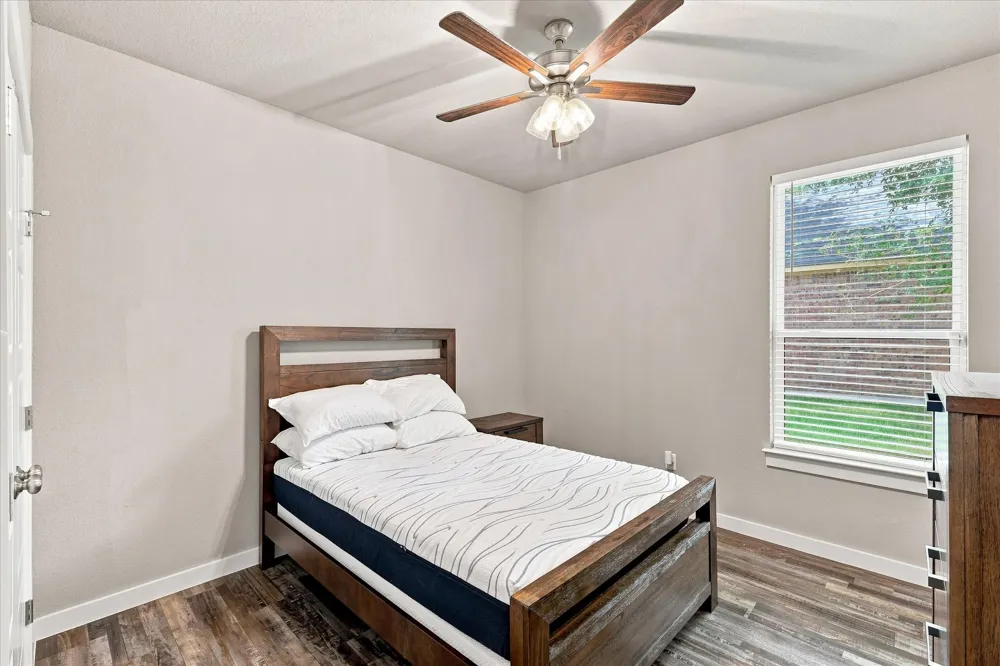 1001 Oak Valley Road Burleson, TX 76028