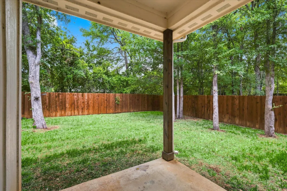 1001 Oak Valley Road Burleson, TX 76028