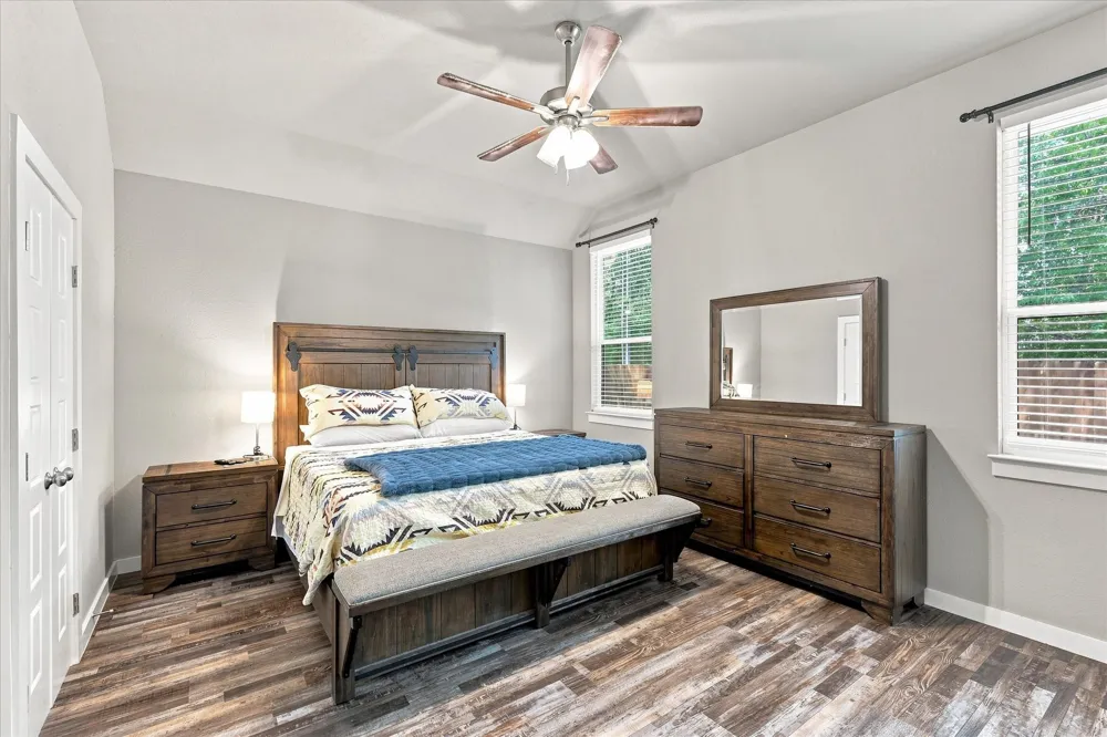 1001 Oak Valley Road Burleson, TX 76028