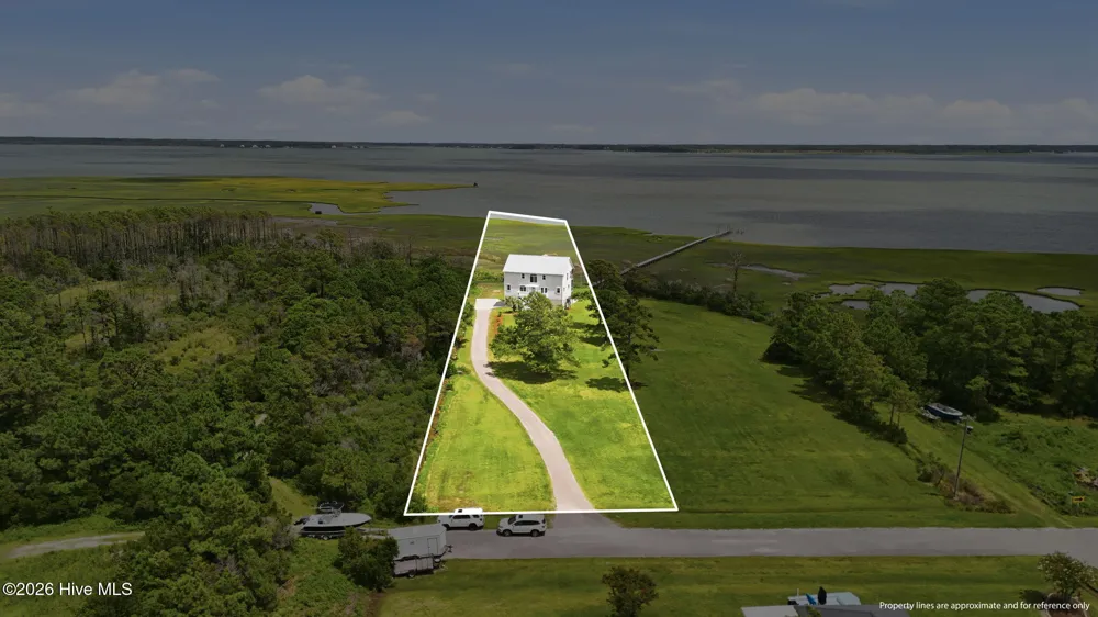 404 Perkins Road Beaufort, NC 28516