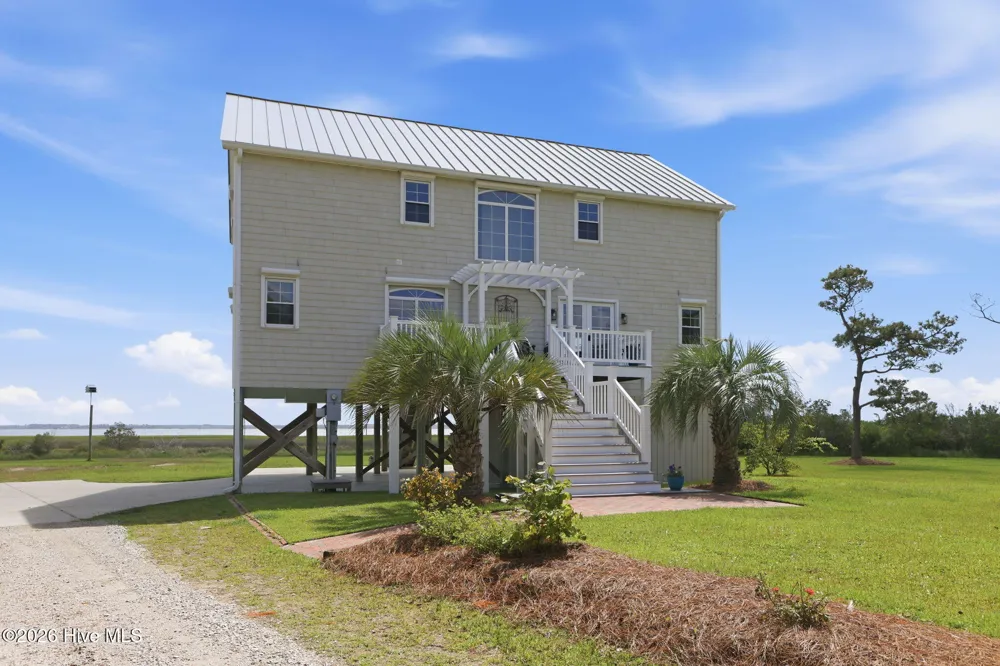 404 Perkins Road Beaufort, NC 28516
