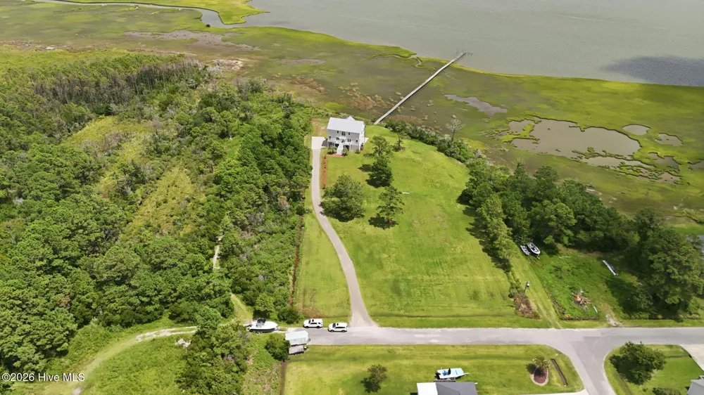 404 Perkins Road Beaufort, NC 28516