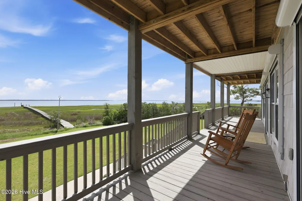 404 Perkins Road Beaufort, NC 28516