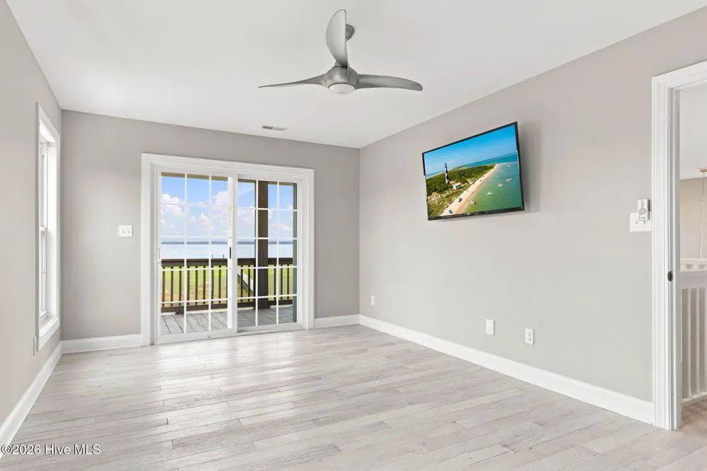 404 Perkins Road Beaufort, NC 28516