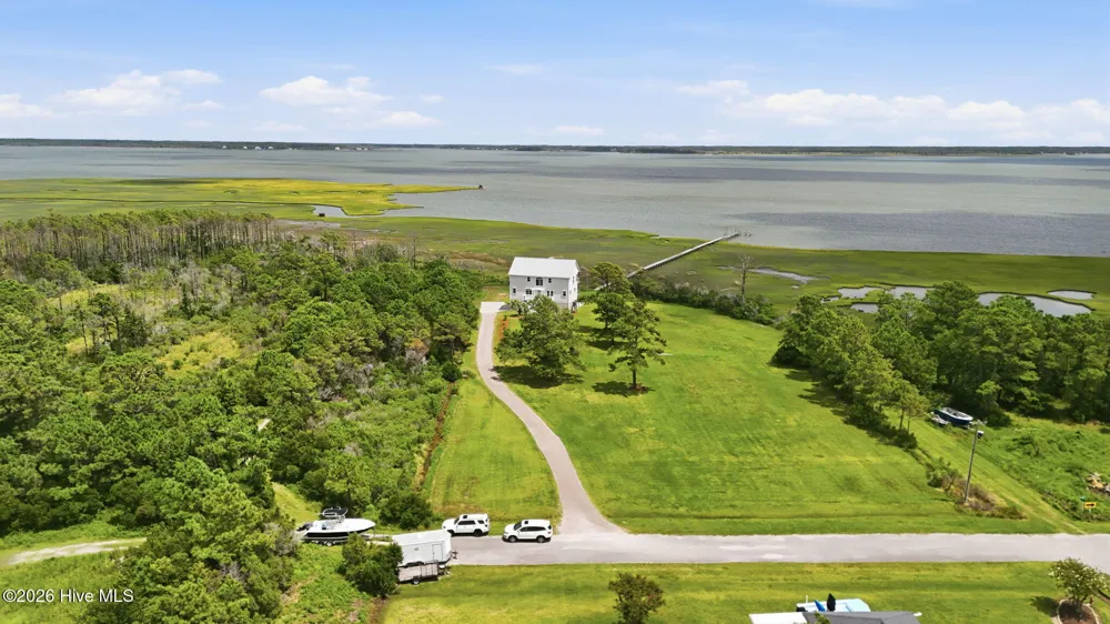 404 Perkins Road Beaufort, NC 28516