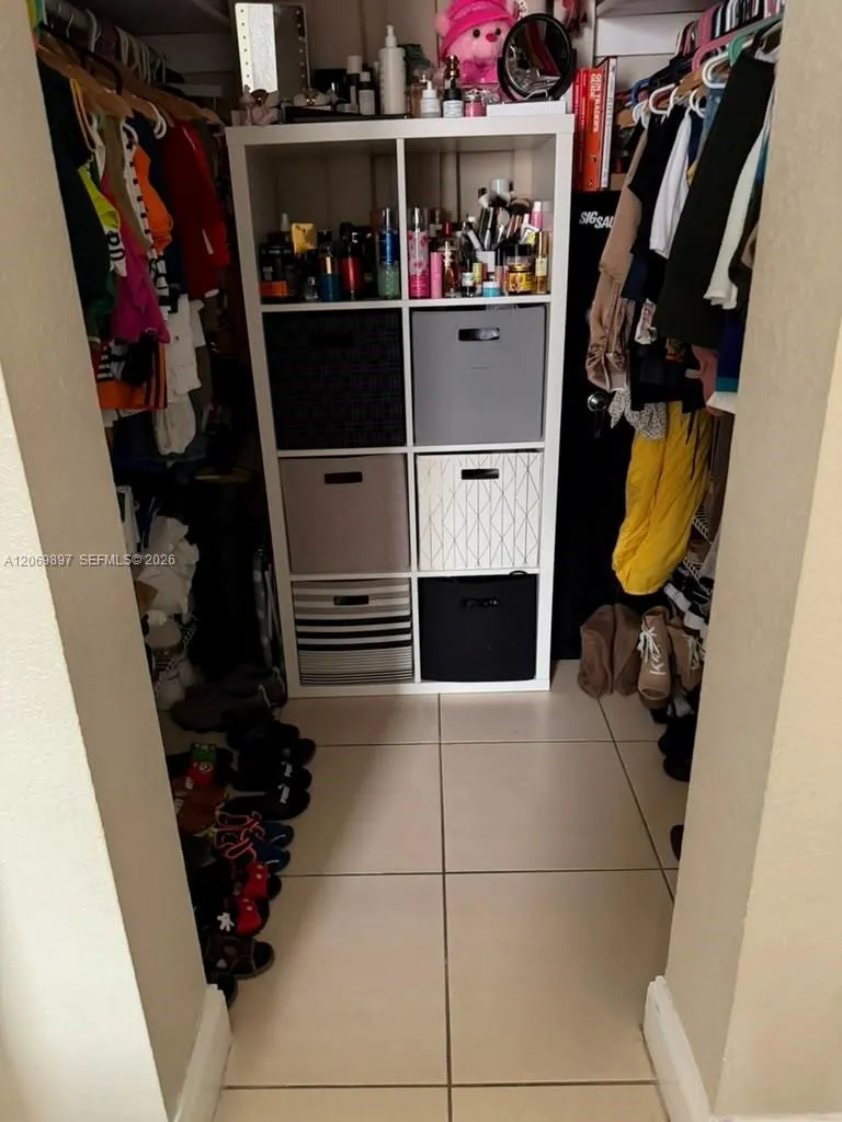 1630 W 46th St #504C Hialeah, FL 33012