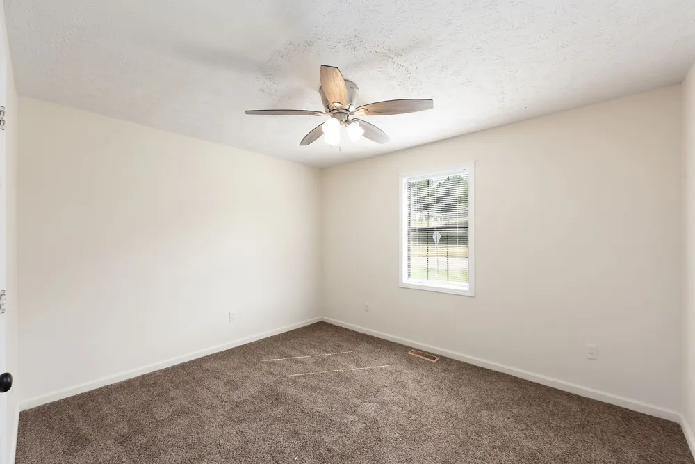 19 Dyer Creek Ln Jackson, TN 38305