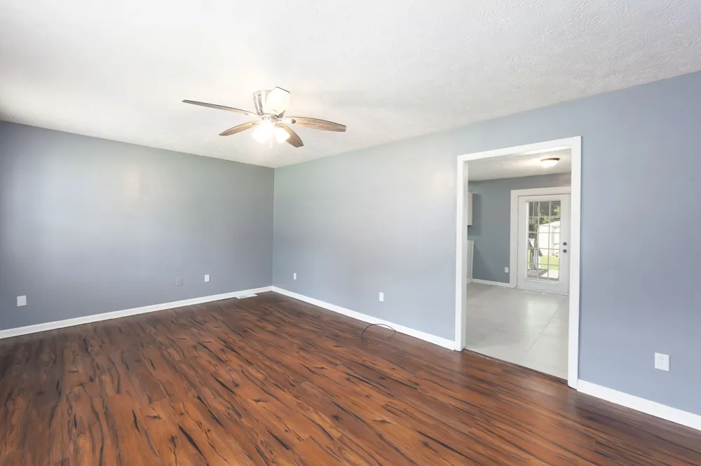 19 Dyer Creek Ln Jackson, TN 38305