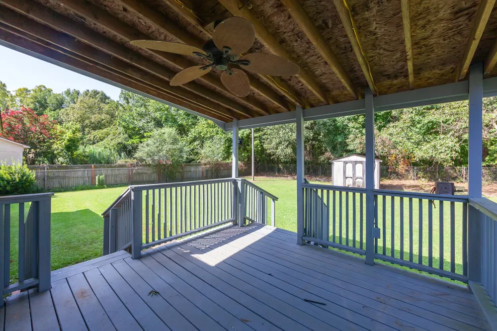 19 Dyer Creek Ln Jackson, TN 38305