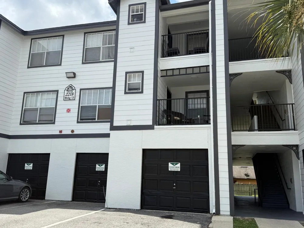2218 GRAND CAYMAN COURT #1325 Kissimmee, FL 34741