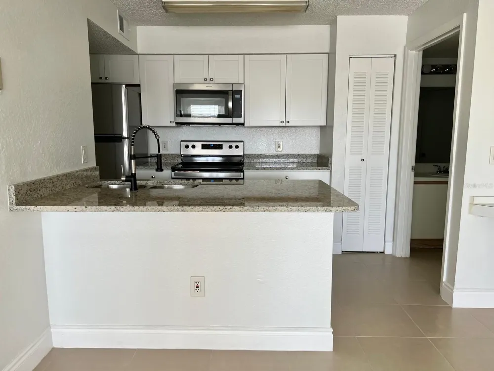 2218 GRAND CAYMAN COURT #1325 Kissimmee, FL 34741