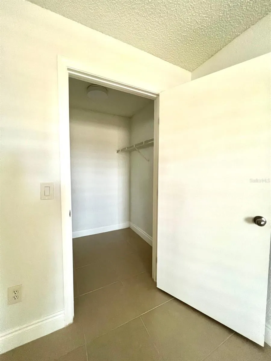 2218 GRAND CAYMAN COURT #1325 Kissimmee, FL 34741