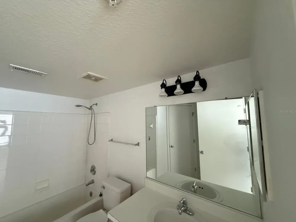 2218 GRAND CAYMAN COURT #1325 Kissimmee, FL 34741