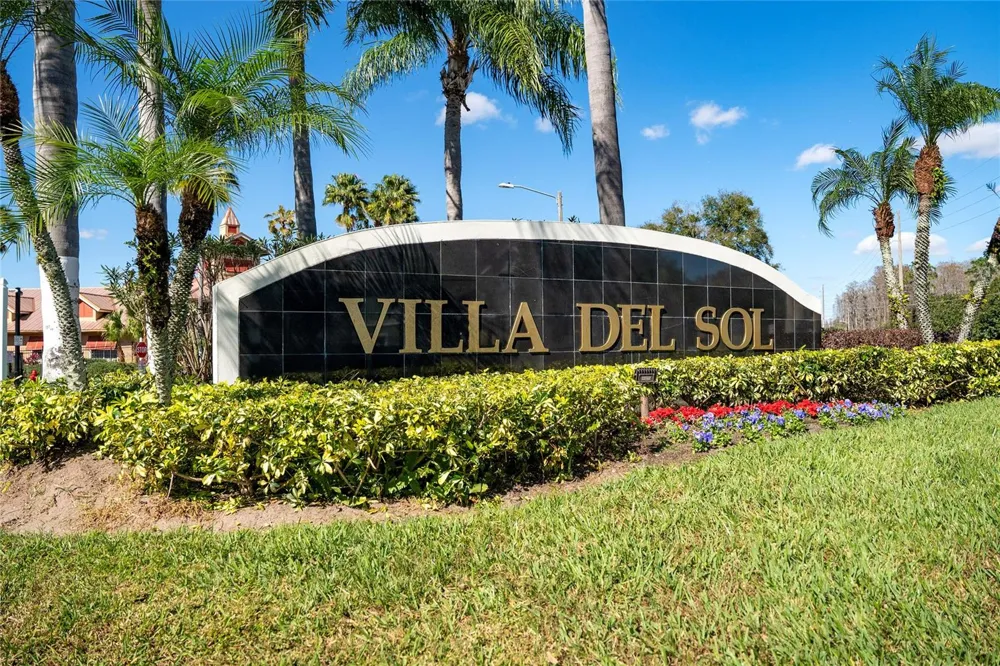 2218 GRAND CAYMAN COURT #1325 Kissimmee, FL 34741