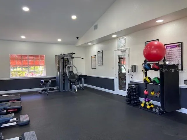 2218 GRAND CAYMAN COURT #1325 Kissimmee, FL 34741