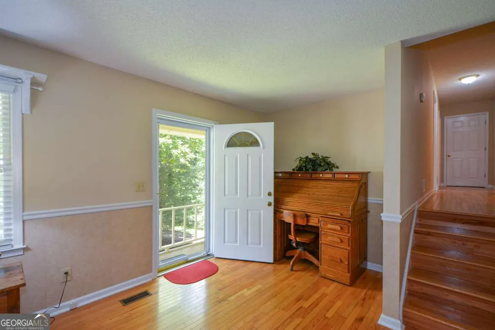 41 Clark Station RD Jasper, GA 30143