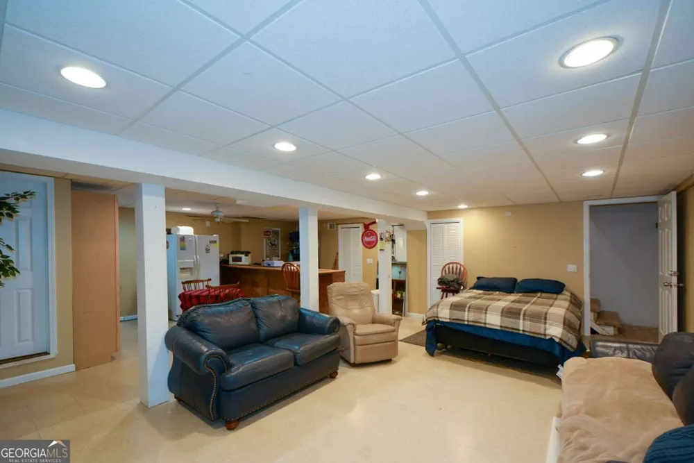 41 Clark Station RD Jasper, GA 30143