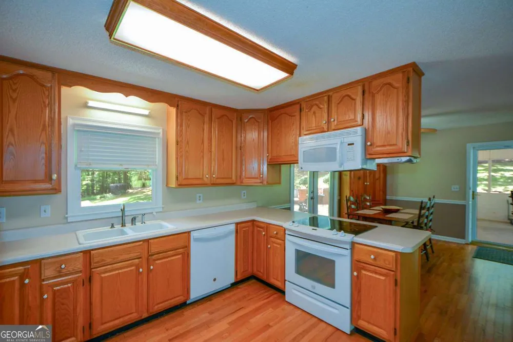 41 Clark Station RD Jasper, GA 30143