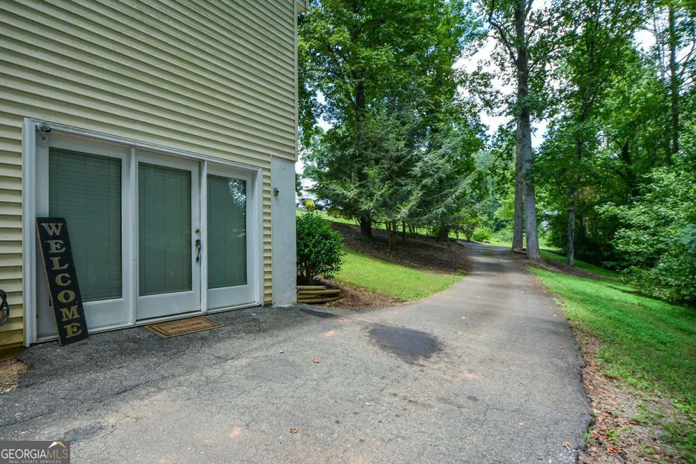 41 Clark Station RD Jasper, GA 30143