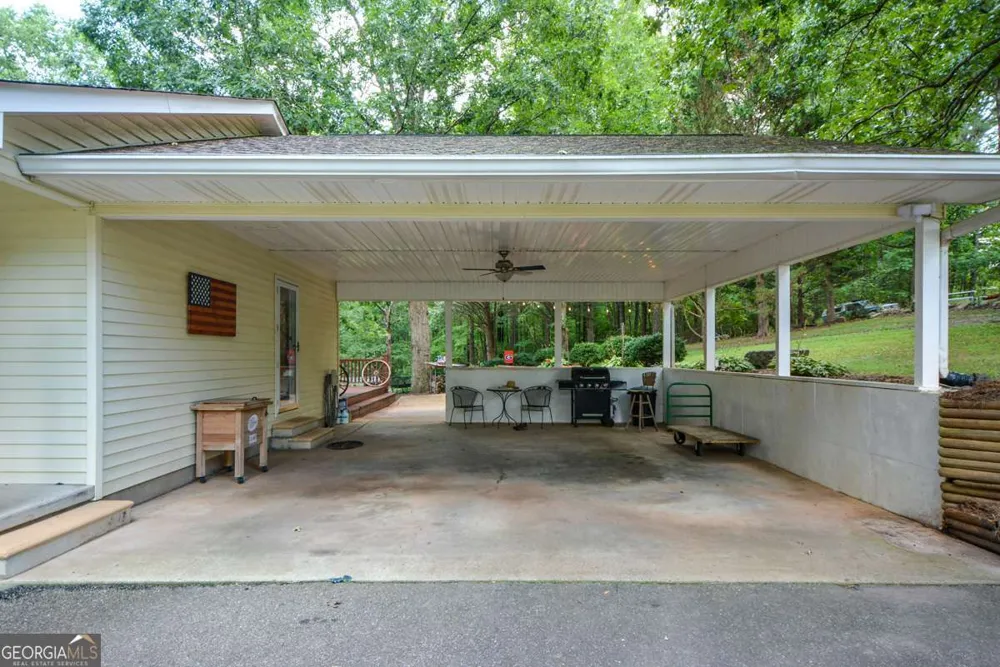 41 Clark Station RD Jasper, GA 30143